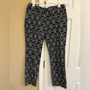 Rafaella pants in great condition, Size 8, black & white pattern. Ankle length